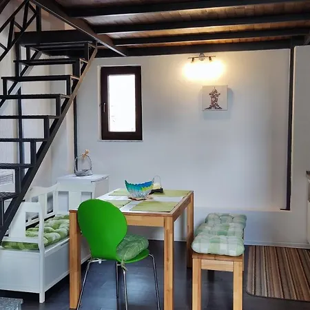 Protin Sokak Apartament