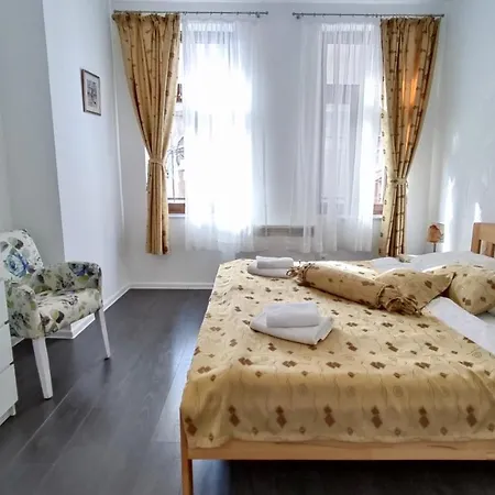 Apartament Protin Sokak